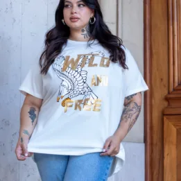 Remera Bordada "Wild Free"